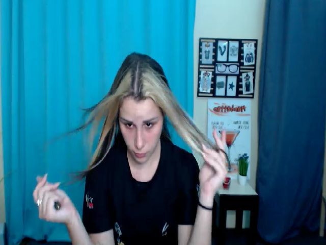 Live sex webcam photo for PolliMilk #268607740