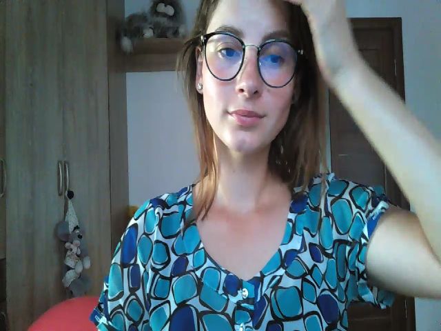 Live sex webcam photo for MisssSun #268604655