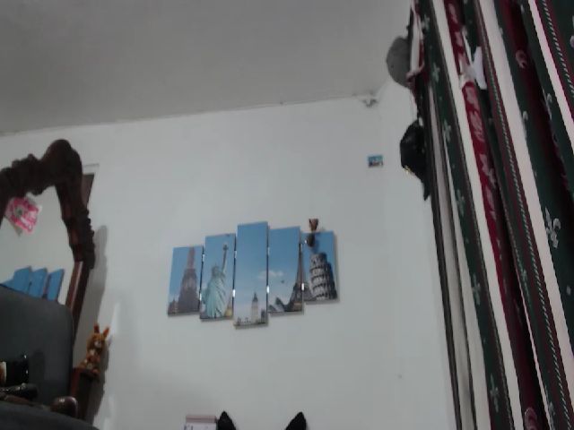 Live sex webcam photo for seleneh #268597028