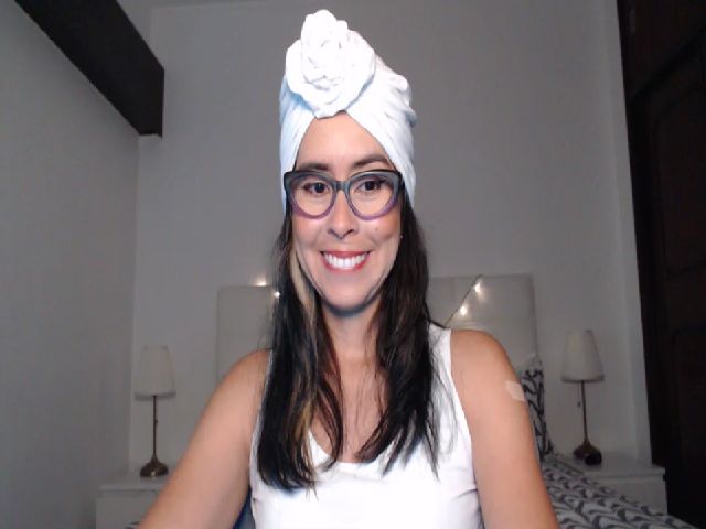 Live sex webcam photo for Evansdani18 #268604107