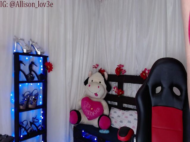 Live sex webcam photo for Allison_lov #268607179