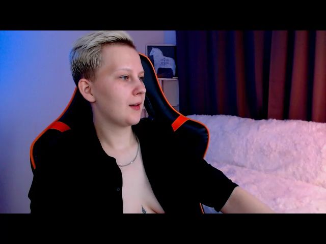 Live sex webcam photo for Oh_daisy #268609016