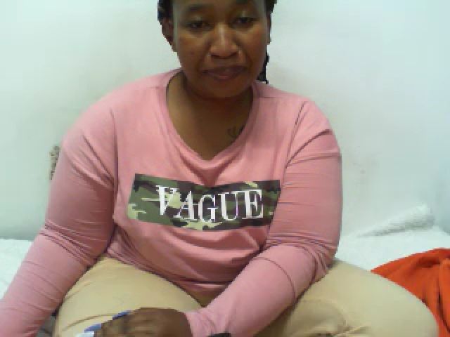 Live sex webcam photo for Nickyy76 #268609086