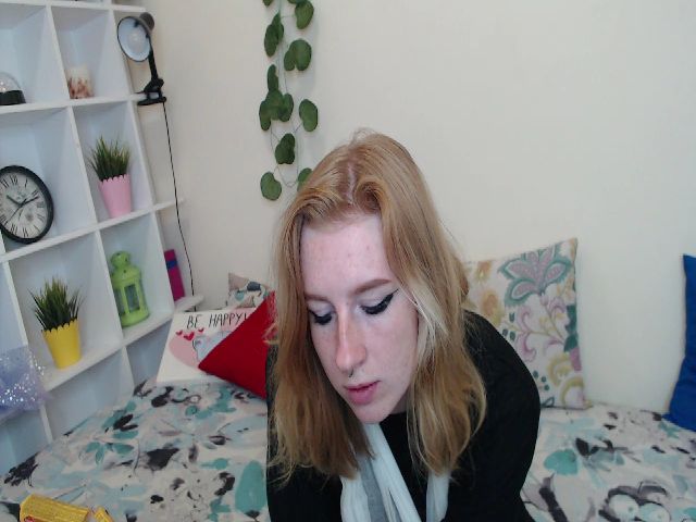 Live sex webcam photo for ImFoxx #268601220