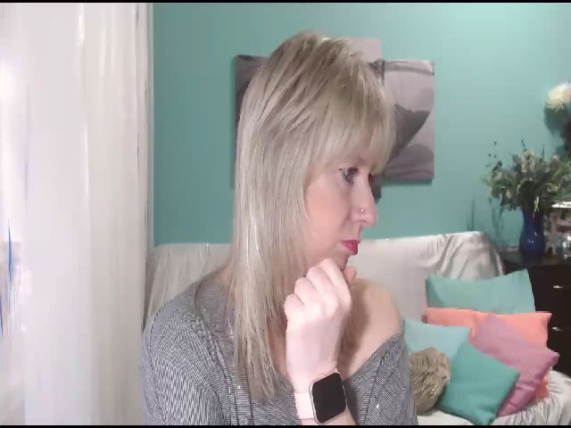 Live sex webcam photo for Silis44 #268601291