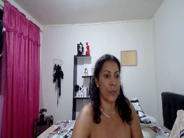 Live sex webcam photo for CarryBig #268594910