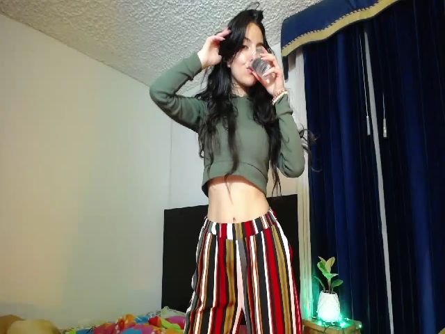 Live sex webcam photo for Mafhy_daly #268597059