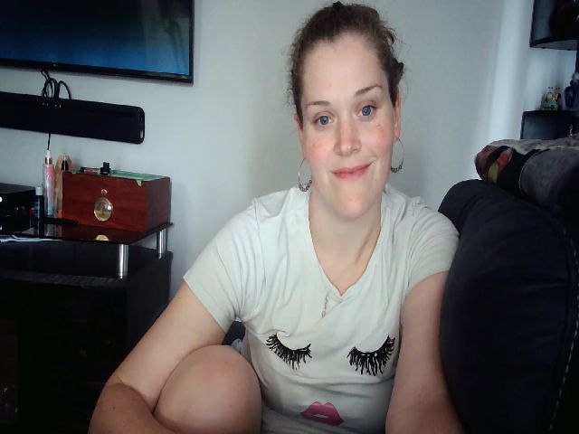 Live sex webcam photo for Lisa_Lux #268603645