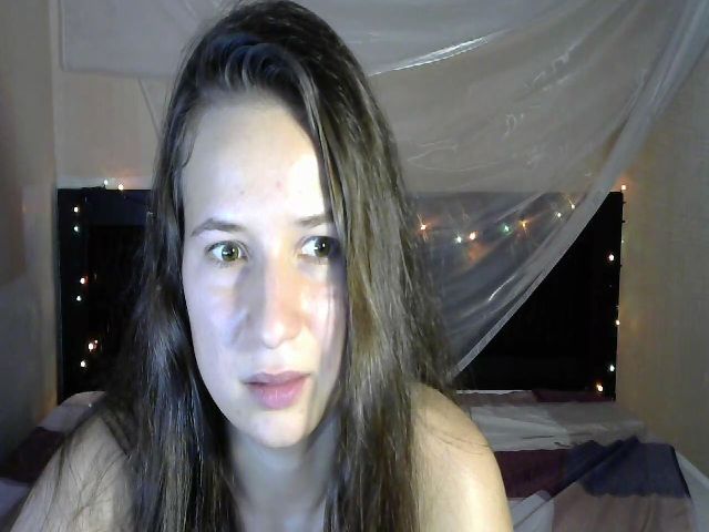 Live sex webcam photo for GloriyaSecret #268606928