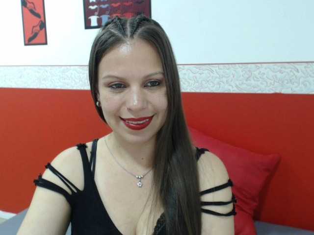 Live sex webcam photo for Morenasly #268594608