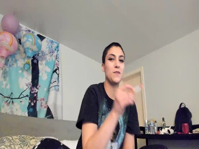 Live sex webcam photo for BunniBunni #268604901