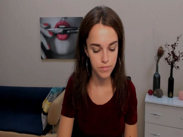 Live sex webcam photo for LoreinKis #268598920