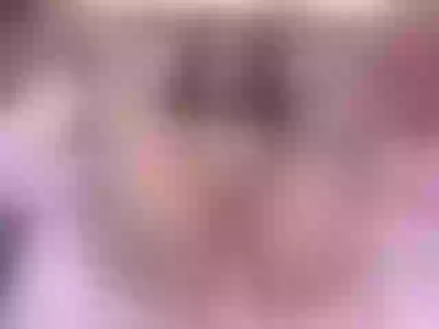 Live sex webcam photo for LizGutierrez #268593944