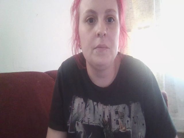 Live sex webcam photo for Weetziebabe #268607459