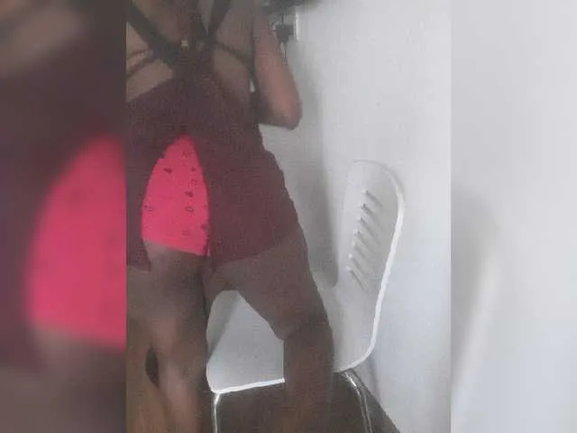 Live sex webcam photo for MissBrandy #268598566