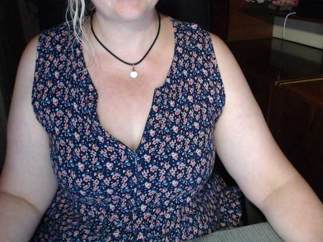 Live sex webcam photo for Alisa1917 #268623739