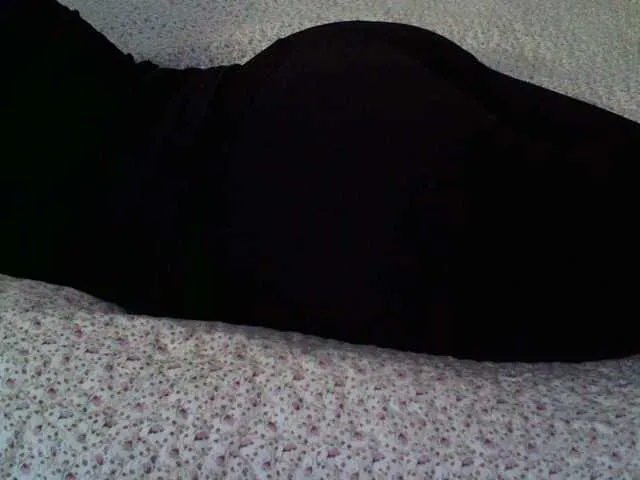 Live sex webcam photo for liZAAAZ #268614878