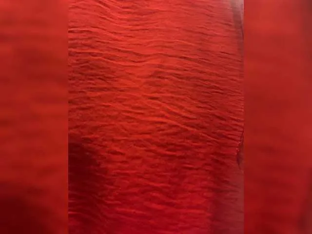 Live sex webcam photo for Lisa1225 #268618055