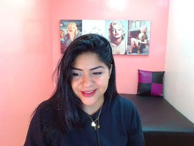 Live sex webcam photo for SweetDollx #268624569