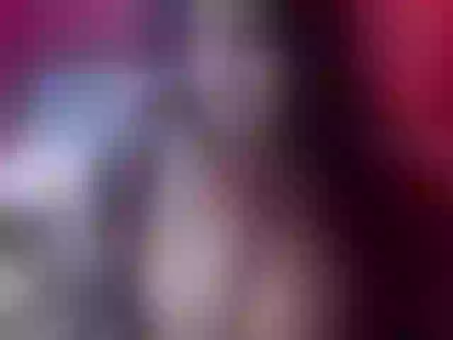 Live sex webcam photo for andreeina25 #268614583