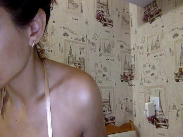 Live sex webcam photo for JolyBoss #268625152