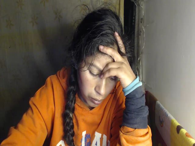 Live sex webcam photo for CHILENITAHOT #268613092