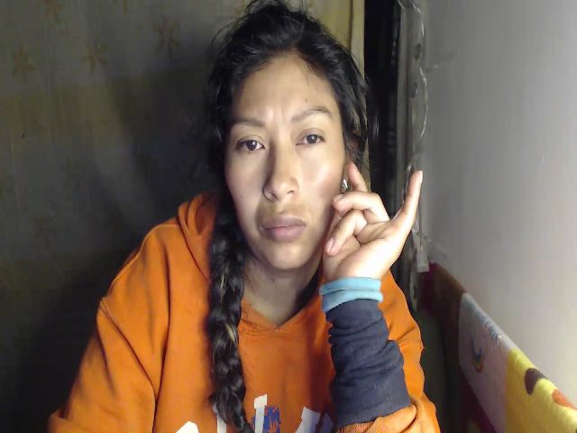 Live sex webcam photo for CHILENITAHOT #268613250