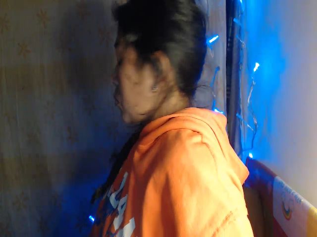 Live sex webcam photo for CHILENITAHOT #268613322