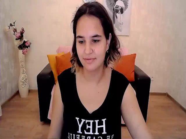 Live sex webcam photo for Erin_Holmes #268613648
