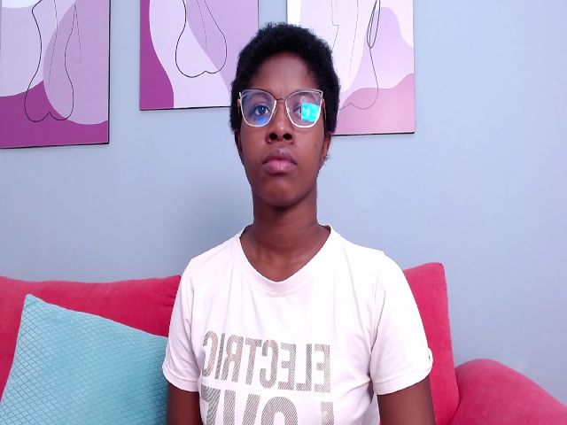 Live sex webcam photo for Connywells #268625651