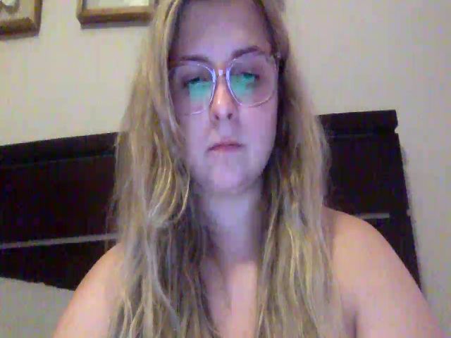 Live sex webcam photo for j3nnamatic #268624993