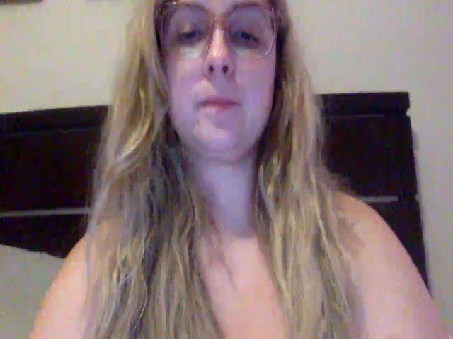 Live sex webcam photo for j3nnamatic #268625097