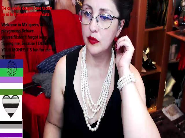 Live sex webcam photo for ImperatrizaS #268621192