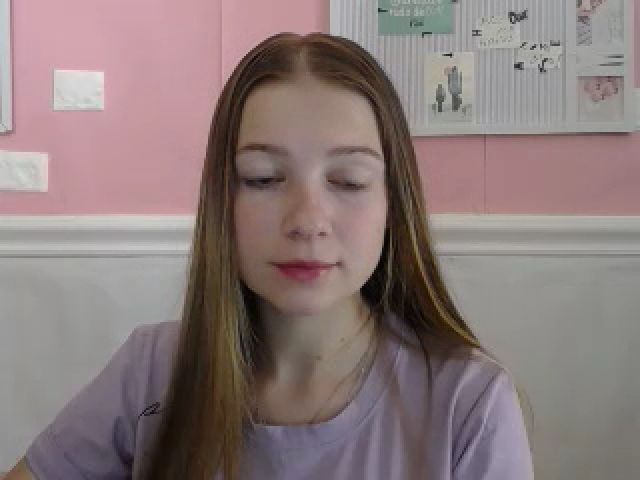 Live sex webcam photo for EmiStern #268615847