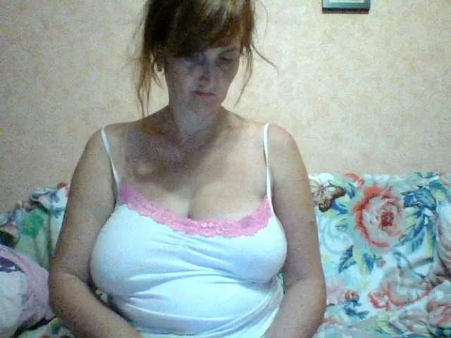 Live sex webcam photo for MssAngela #288008724