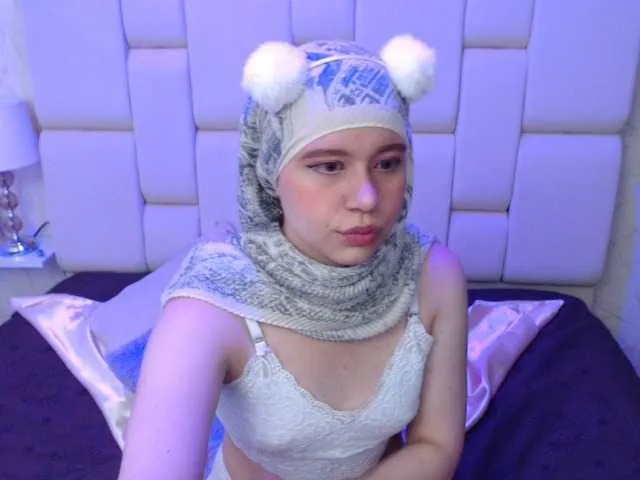 Live sex webcam photo for haddy18 #268618963