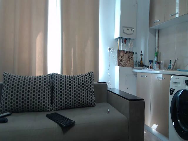 Live sex webcam photo for MusclesQueen #268617660