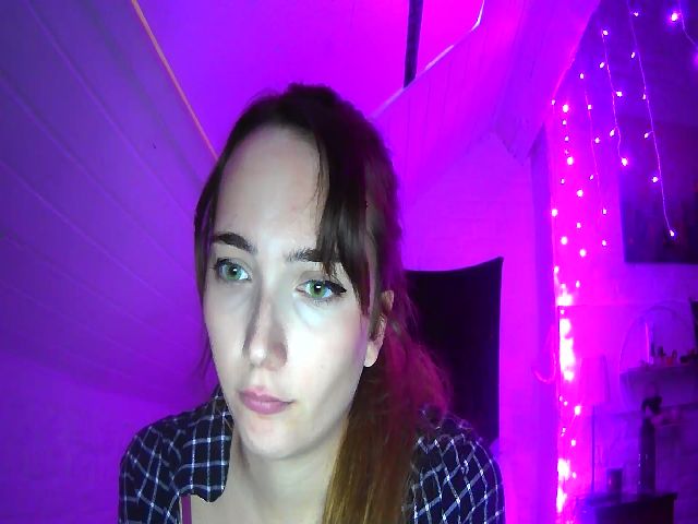 Live sex webcam photo for Avrilpurple #268622942