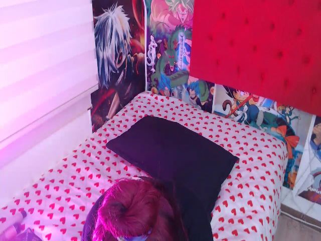 Live sex webcam photo for alice_hot02 #268620557