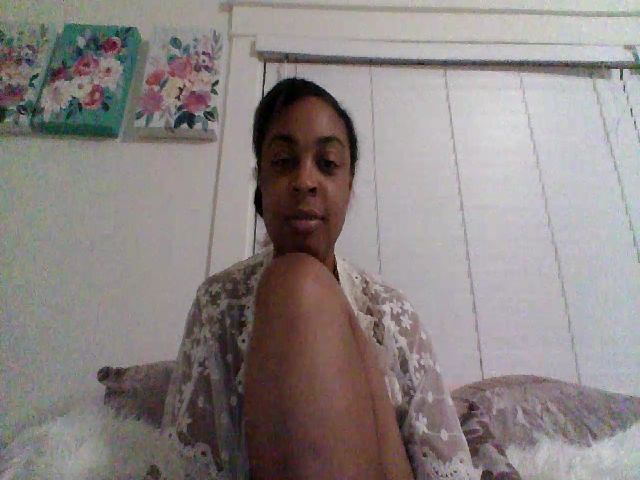 Live sex webcam photo for icydymond #268615842