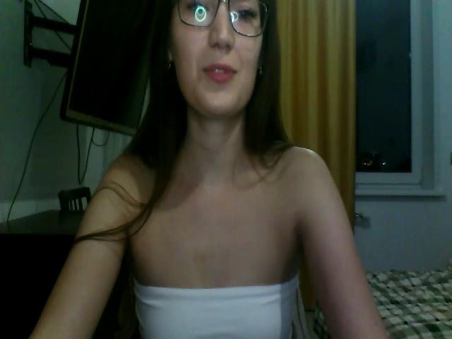 Live sex webcam photo for VeronaDream #268621769