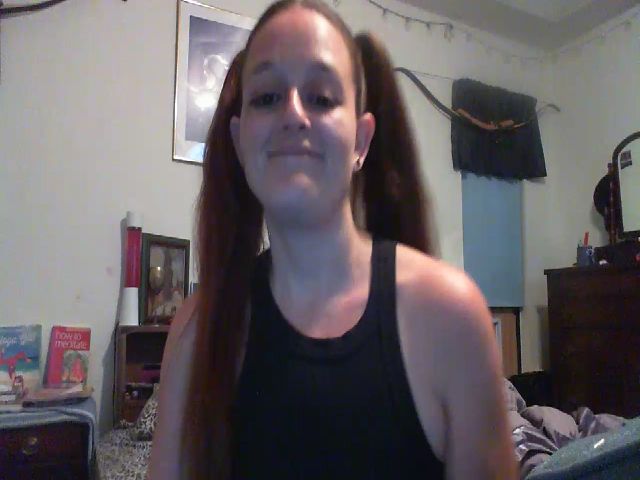 Live sex webcam photo for StarryGoddess #268612428