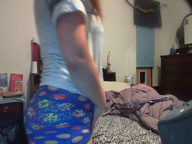 Live sex webcam photo for StarryGoddess #268612792