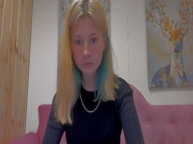 Live sex webcam photo for Harperallgood #268611421