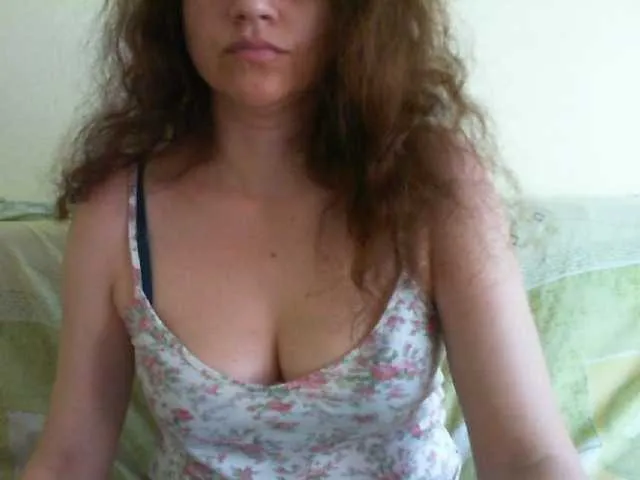 Live sex webcam photo for Colina25 #268635803