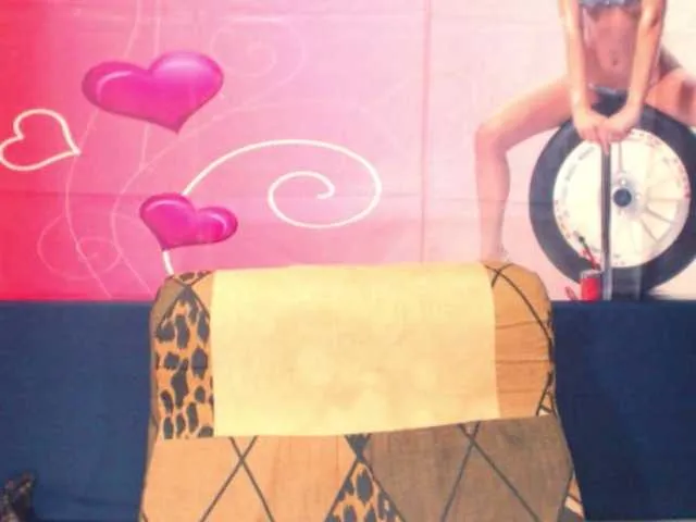 Live sex webcam photo for matureindian #287967547