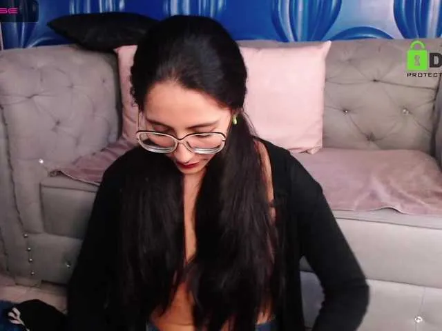 Live sex webcam photo for KeilaSummer #268646699