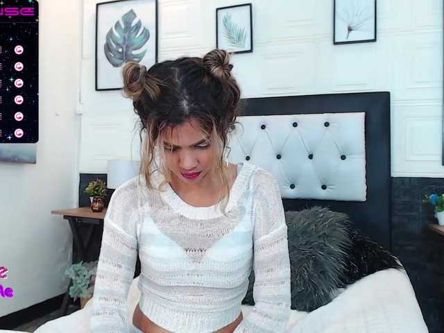 Live sex webcam photo for ximenaxlove #268630483