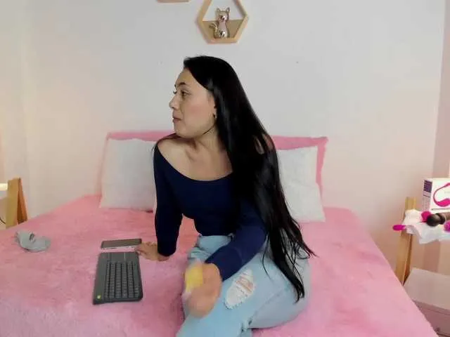 Live sex webcam photo for Ariana-bel #268630114