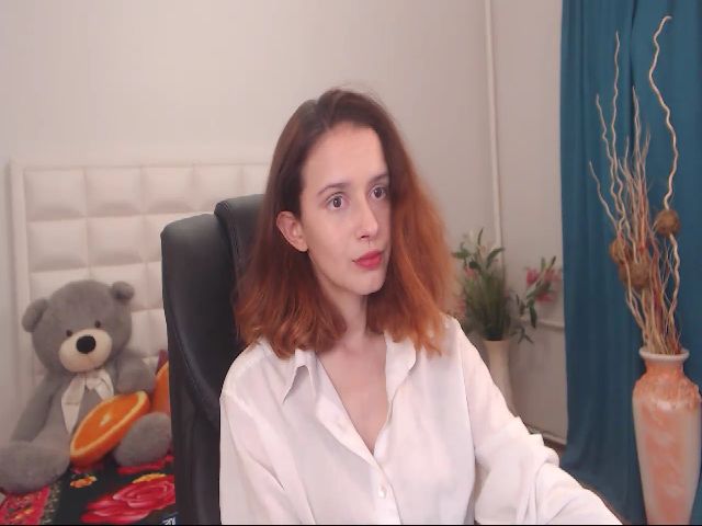 Live sex webcam photo for IrisNichols #268647327